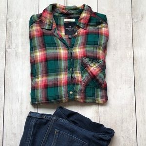 American Eagle plaid button down
